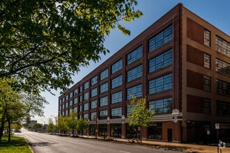 Building Photo - 4100 Forest Park Ave