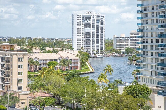 Foto del edificio - 3901 S Ocean Dr