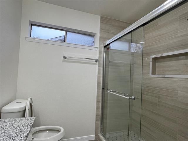 Foto del edificio - 2113 Glencrest Ln