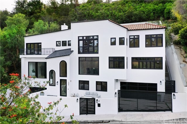 Building Photo - 1643 Stone Canyon Rd