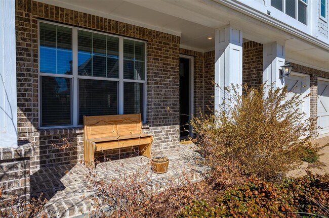 Building Photo - 705 Nathanael Greene Ct