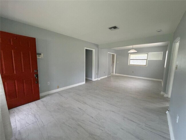 Foto del edificio - 710 Winthrop Pl