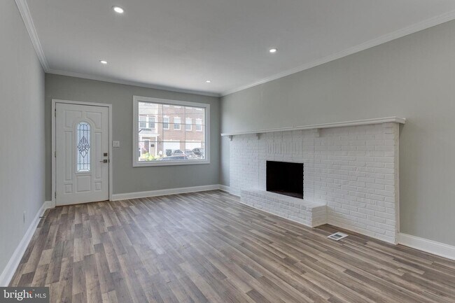 Building Photo - 5212 D St SE