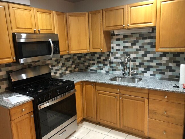 Kitchen - 1425 S 19th St