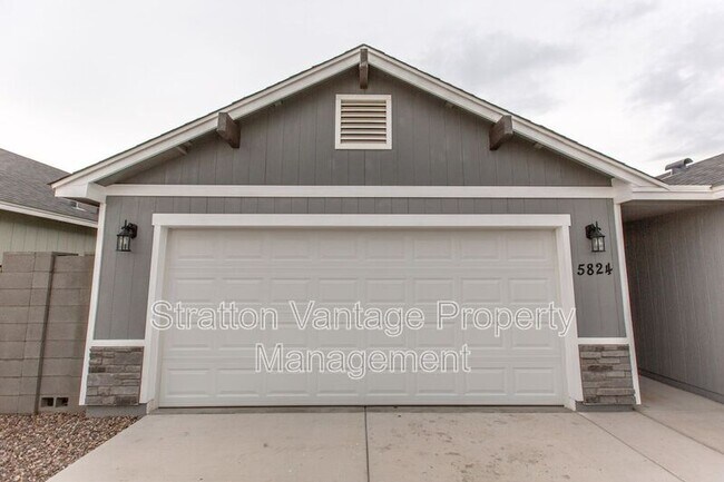 Foto del edificio - 5824 S 12th Ln