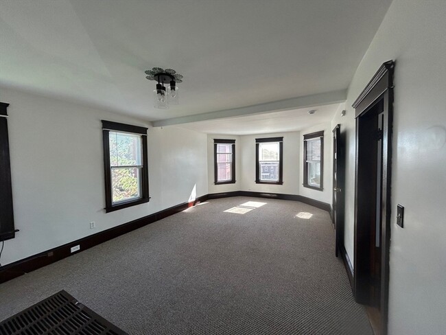 Foto del edificio - 31 Chrome St