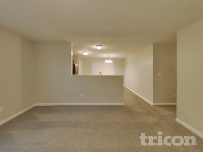 Foto del edificio - 559 Reed Ct