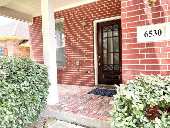 Building Photo - 6530 Signal Point Ln