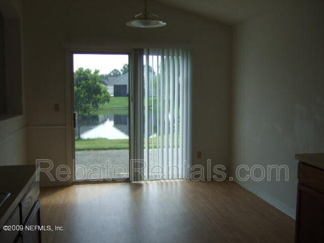 Building Photo - 221 Brookchase Ln W