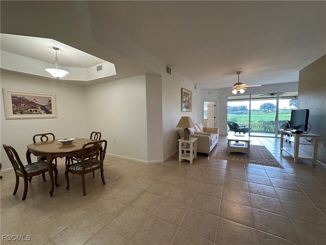 Building Photo - 3010 Meandering Way