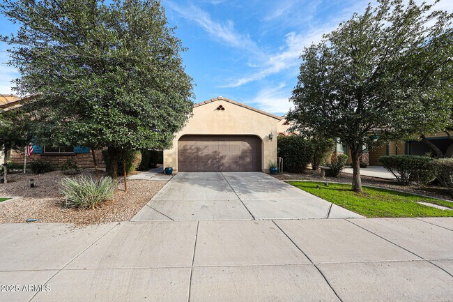 Foto del edificio - 3535 S Jasmine Dr