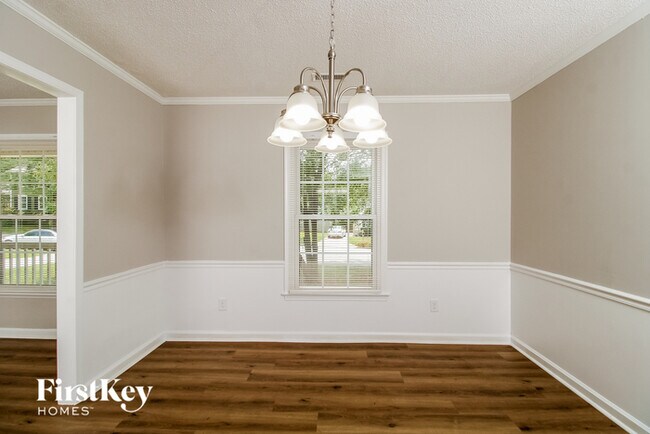 Building Photo - 5823 Stoney Glen Loop