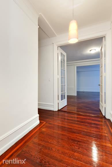 Foto del edificio - 788 Riverside Dr