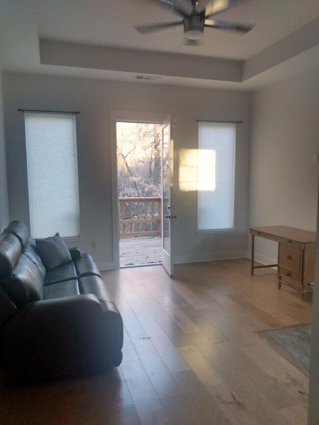 Foto del edificio - 761 Pearl Cove