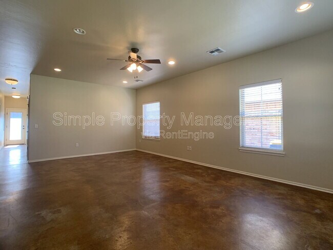 Foto del edificio - 14628 1st St