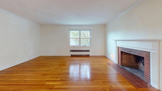 Foto del edificio - 113-115-115 Withington Rd