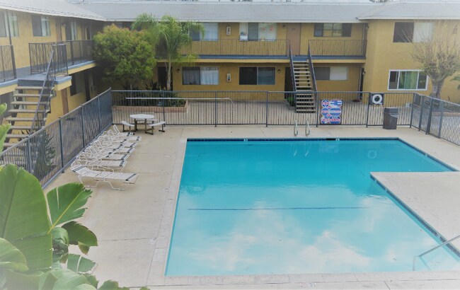 Foto del edificio - 13161 Yockey St