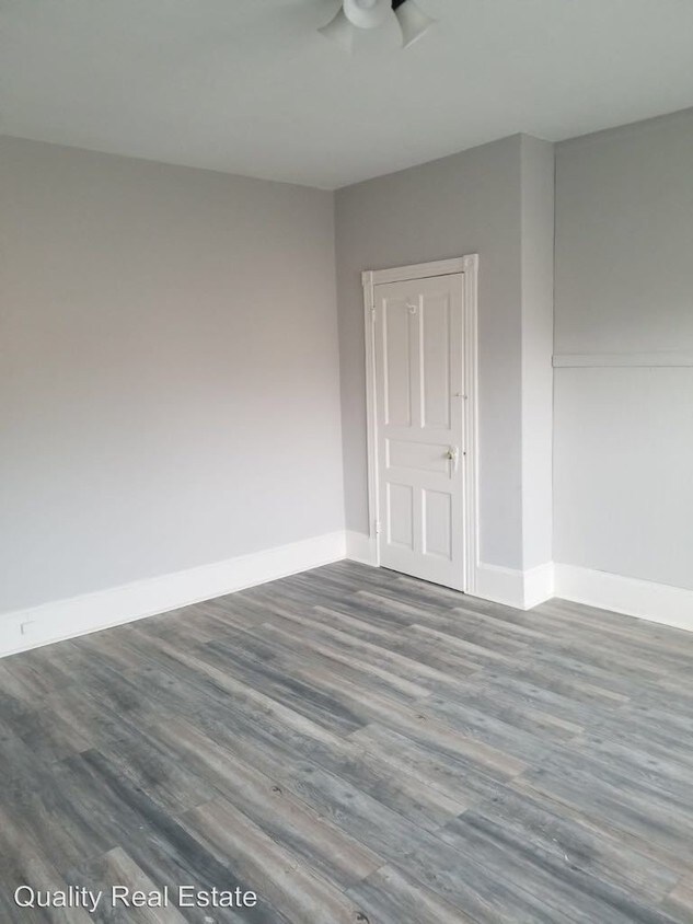 Building Photo - 433 W Bringhurst St