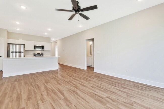Foto del edificio - 1129 N Joye St