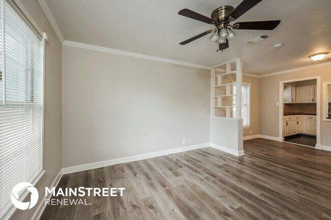 Foto del edificio - 351 E Amber St