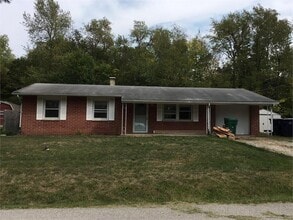 Building Photo - 1728 S Blue Spruce Rd