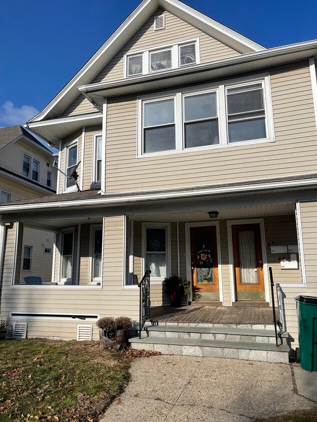 530 Villa Ave Unit 530 VILLA AVE, Fairfield, CT 06825 Apartments in