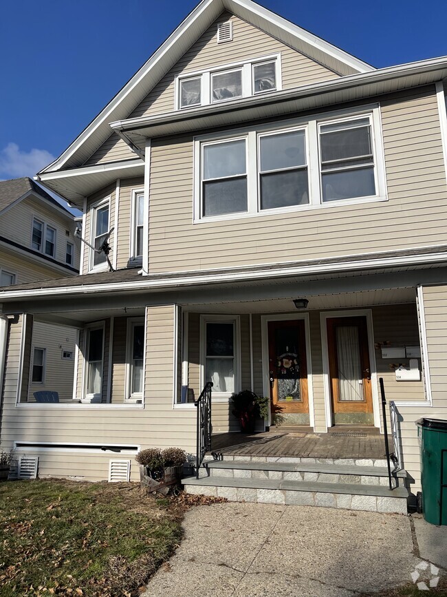 Stratfield Village Apartments for Rent Fairfield, CT 10 Rentals