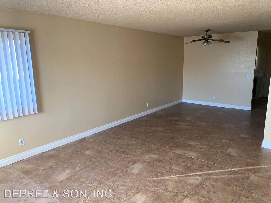 Foto principal - 512 E Lugonia Ave