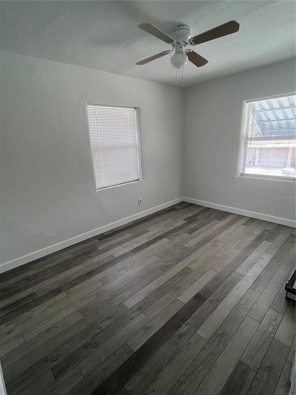 Building Photo - 1407 N Betty Ln
