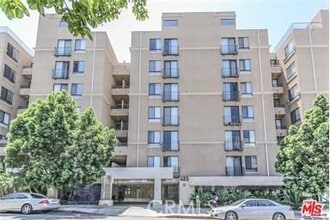 Building Photo - 625 S Berendo St