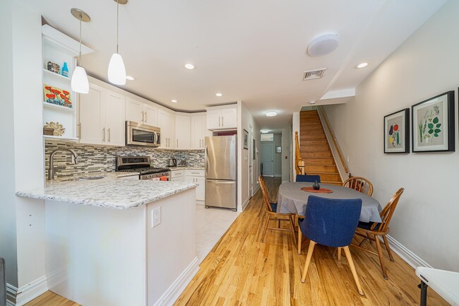 Foto del edificio - 815 Willow Ave
