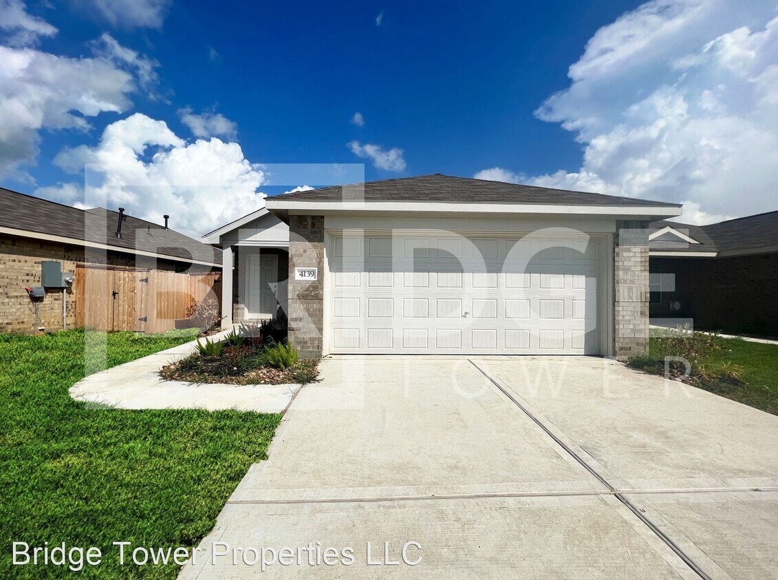 Foto principal - 4 br, 2 bath House - 4139 Saw Mill Peak Lane