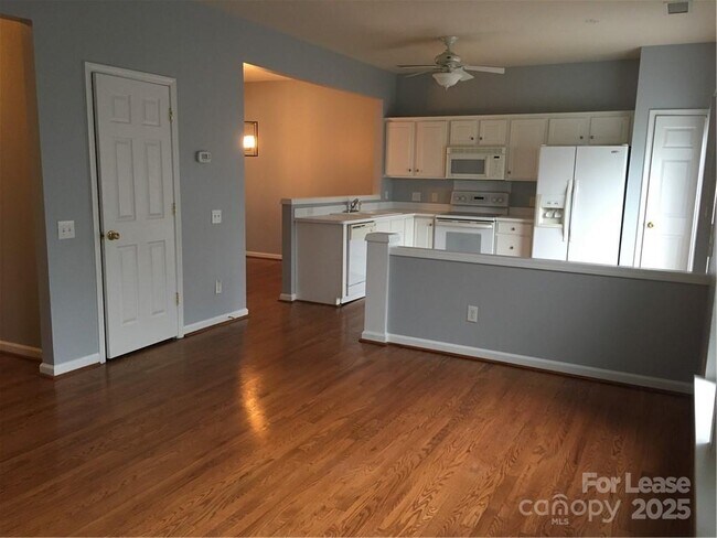 Foto del edificio - 8807 Ormeau Dr