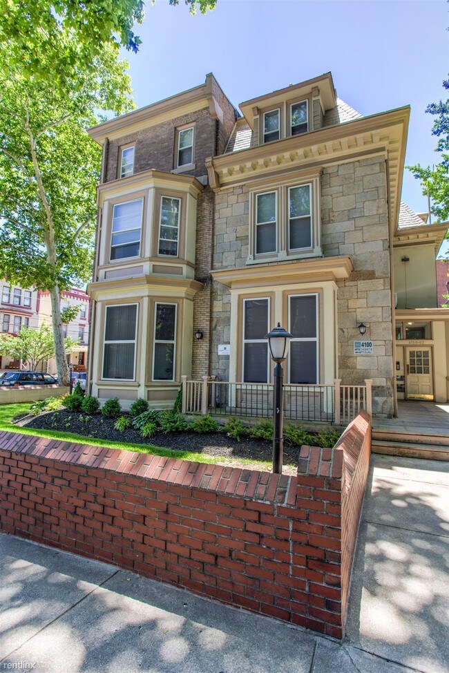 Foto del edificio - 3 br, 1.5 bath  - 4100 Locust St