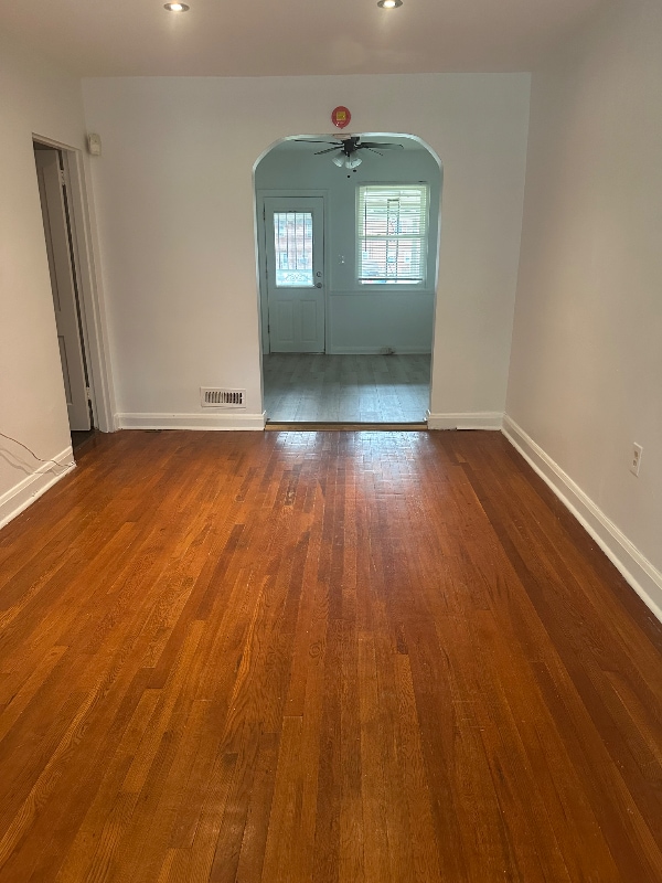 Foto del edificio - 6944 Glenheights Rd