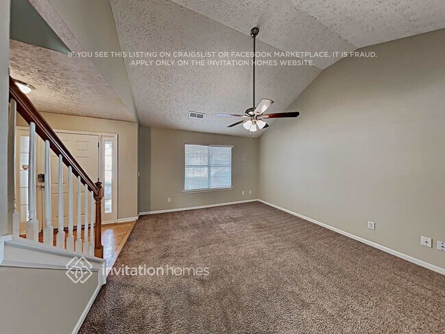 Foto del edificio - 1825 Midcourt Way