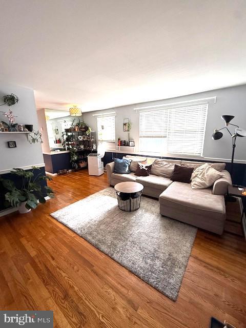 Foto principal - 4408 Falls Bridge Dr