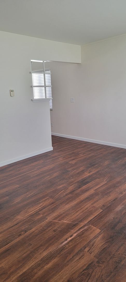 Building Photo - 431-433 8th Street