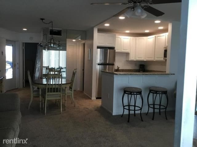 Building Photo - 1 br, 1 bath Condo - 2936 Lake Shore Dr