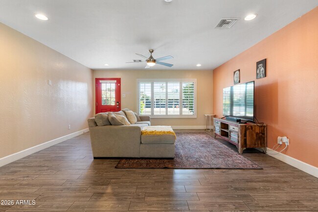 Foto del edificio - 4014 N 81st St