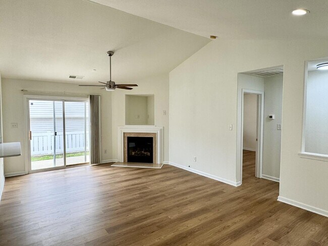 Building Photo - Fresh and Clean, Very Cute Home for Rent n...