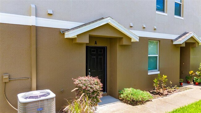 Foto del edificio - 6548 S Goldenrod Rd
