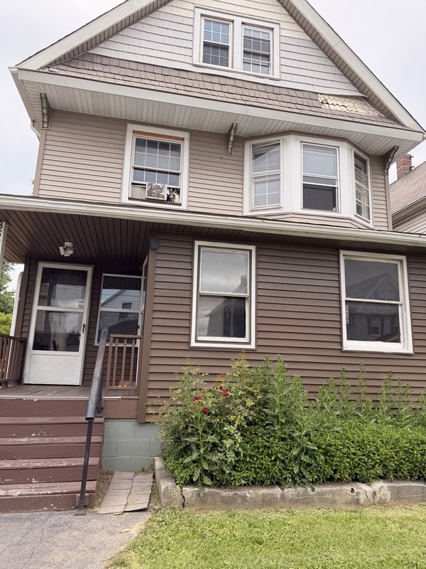 Building Photo - 3802 Poe Ave