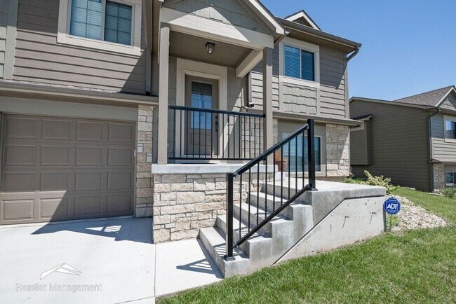 Foto del edificio - Lovely Home Located in Beautiful Neighborh...