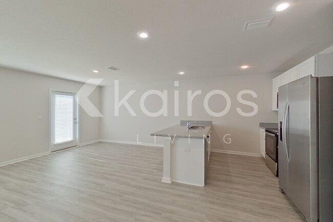 Building Photo - 4784 Malay Cir