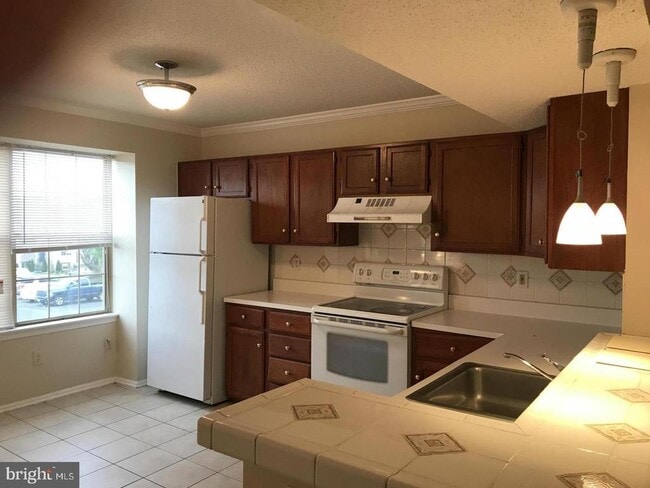 Building Photo - 15170 Wentwood Ln