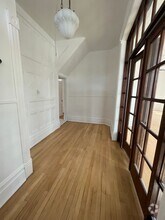 Building Photo - 410 S Excelsior Ave