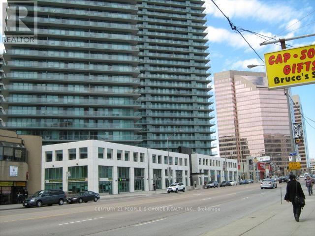 Photo du bâtiment - 5508-5508 Yonge St