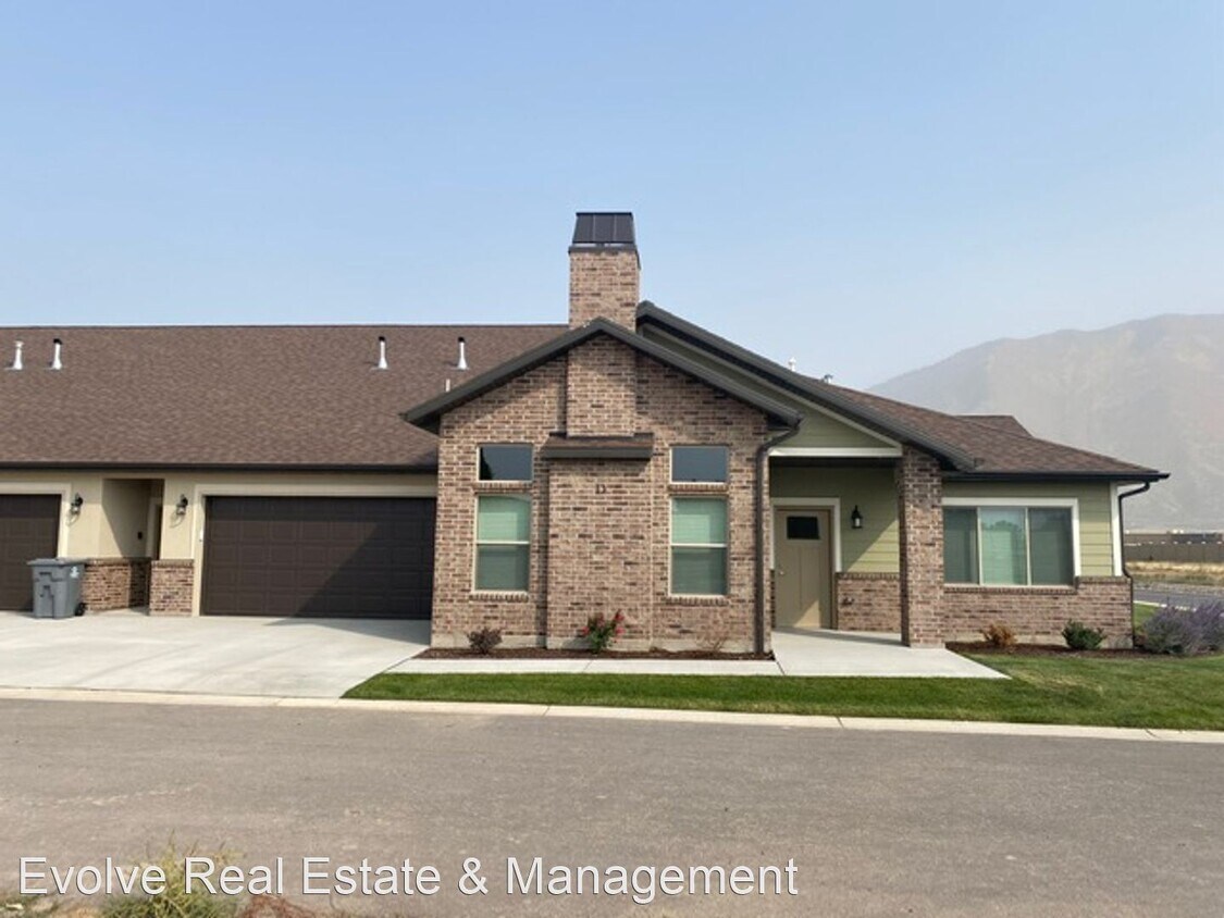 2 br, 2 bath House - 1810 W 300 S #D - 2 br, 2 bath House - 1810 W 300 S  #D