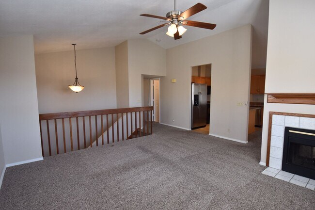 Building Photo - 4009 E Amberwood Dr